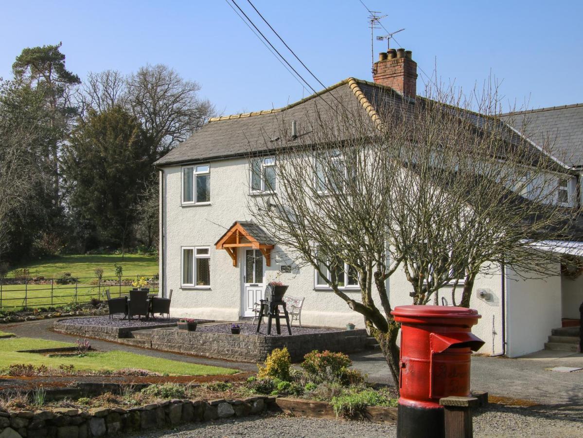 Villa Belmont Bridge Oswestry Exterior foto